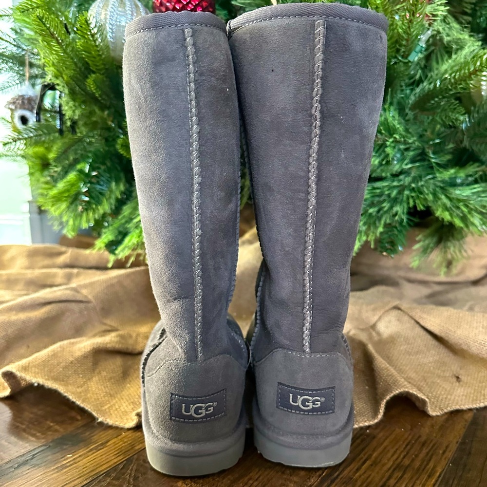 Girl UGG Boots